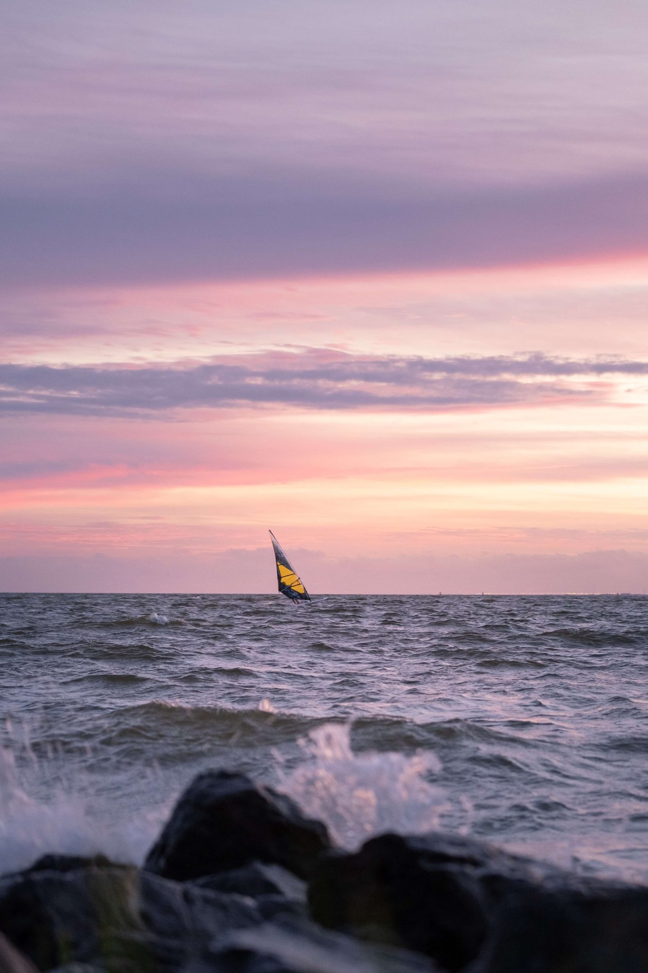 Surfen waddenzee eiland natuur leven wonen Friesland genieten vrijheid