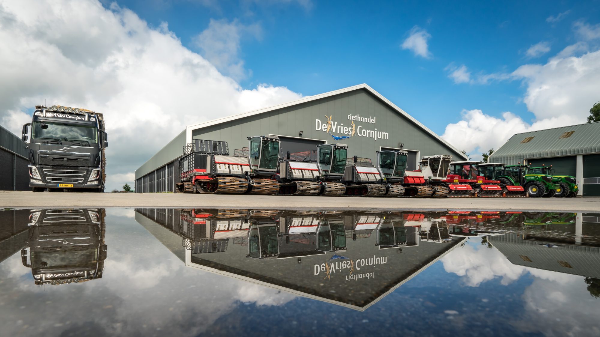 De Vries Cornjum pand machinepark water