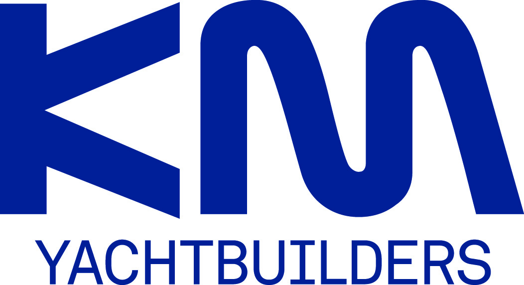 KM Yachtbuilders logo blauw