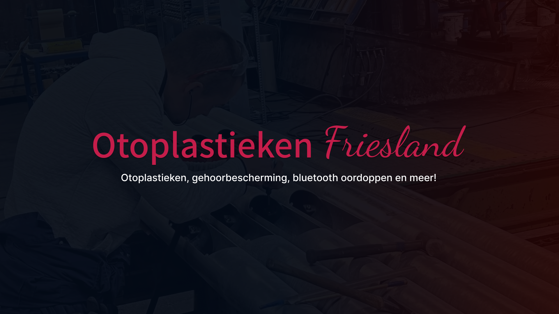 Otoplastieken-Friesland-banner zwarte achtergrond, roze letters titel, witte letters subtitel